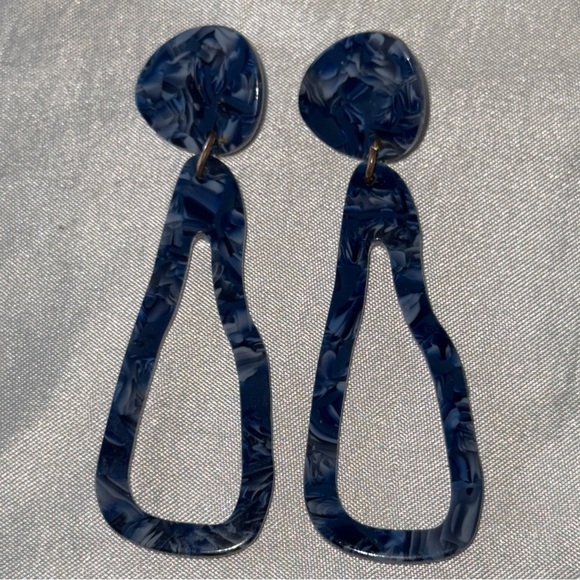 Abstract Blue Geometric Dangle Earrings Marbled Swirl Navy Abstract Dangle 3” - Picture 6 of 11